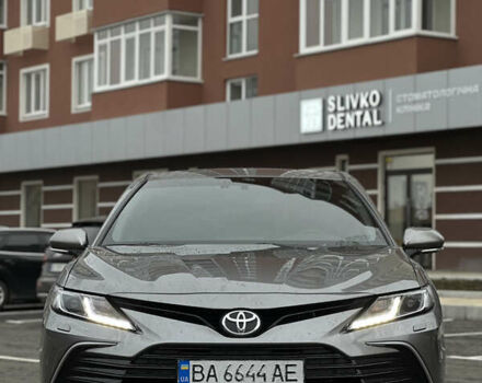 Серый Тойота Камри, объемом двигателя 2.49 л и пробегом 55 тыс. км за 25500 $, фото 1 на Automoto.ua