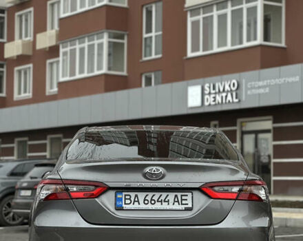 Серый Тойота Камри, объемом двигателя 2.49 л и пробегом 55 тыс. км за 25500 $, фото 6 на Automoto.ua