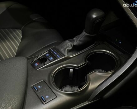 Серый Тойота Камри, объемом двигателя 2.5 л и пробегом 27 тыс. км за 27490 $, фото 26 на Automoto.ua