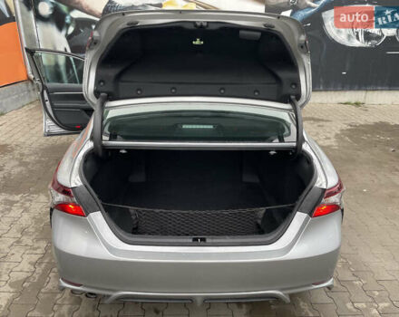 Серый Тойота Камри, объемом двигателя 2.49 л и пробегом 56 тыс. км за 27000 $, фото 10 на Automoto.ua