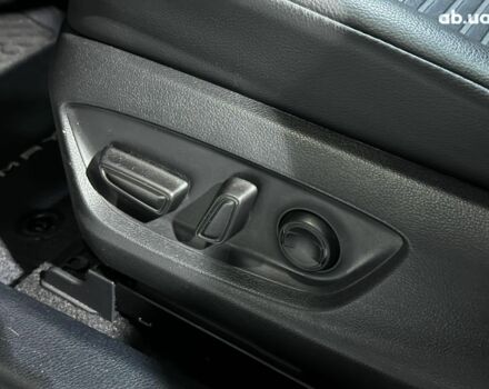 Серый Тойота Камри, объемом двигателя 2.5 л и пробегом 27 тыс. км за 27490 $, фото 13 на Automoto.ua