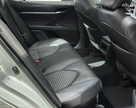 Серый Тойота Камри, объемом двигателя 2.5 л и пробегом 27 тыс. км за 27490 $, фото 19 на Automoto.ua