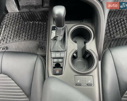 Серый Тойота Камри, объемом двигателя 2.49 л и пробегом 56 тыс. км за 27000 $, фото 18 на Automoto.ua