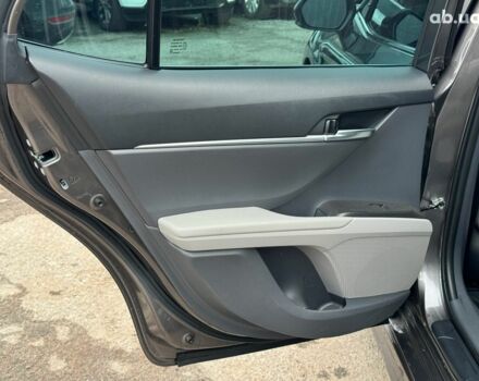 Серый Тойота Камри, объемом двигателя 2.5 л и пробегом 50 тыс. км за 30990 $, фото 18 на Automoto.ua