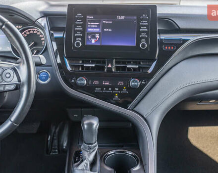 Серый Тойота Камри, объемом двигателя 2.49 л и пробегом 33 тыс. км за 34236 $, фото 13 на Automoto.ua