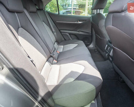 Серый Тойота Камри, объемом двигателя 2.49 л и пробегом 69 тыс. км за 28488 $, фото 6 на Automoto.ua