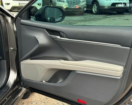 Серый Тойота Камри, объемом двигателя 2.5 л и пробегом 50 тыс. км за 30990 $, фото 22 на Automoto.ua