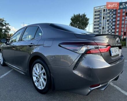Серый Тойота Камри, объемом двигателя 2.49 л и пробегом 46 тыс. км за 29900 $, фото 2 на Automoto.ua