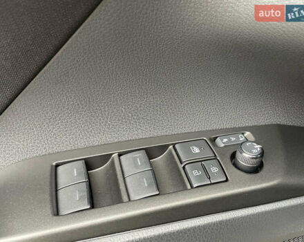 Серый Тойота Камри, объемом двигателя 2.5 л и пробегом 35 тыс. км за 31500 $, фото 15 на Automoto.ua