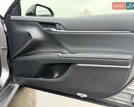 Серый Тойота Камри, объемом двигателя 2.49 л и пробегом 26 тыс. км за 39999 $, фото 52 на Automoto.ua