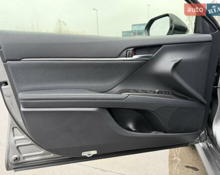 Серый Тойота Камри, объемом двигателя 2.49 л и пробегом 26 тыс. км за 39999 $, фото 76 на Automoto.ua