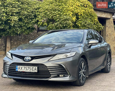 Серый Тойота Камри, объемом двигателя 2.49 л и пробегом 18 тыс. км за 30800 $, фото 9 на Automoto.ua