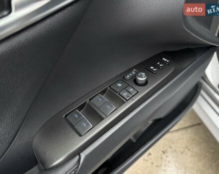 Серый Тойота Камри, объемом двигателя 2.49 л и пробегом 26 тыс. км за 39999 $, фото 83 на Automoto.ua