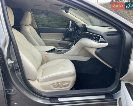 Серый Тойота Камри, объемом двигателя 2.49 л и пробегом 18 тыс. км за 30800 $, фото 26 на Automoto.ua