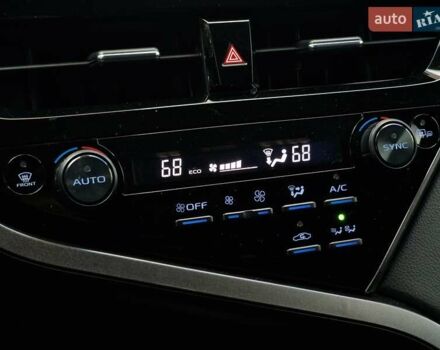 Сірий Тойота Камрі, об'ємом двигуна 2.49 л та пробігом 31 тис. км за 31990 $, фото 62 на Automoto.ua