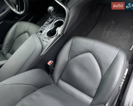 Серый Тойота Камри, объемом двигателя 2.49 л и пробегом 26 тыс. км за 39999 $, фото 54 на Automoto.ua