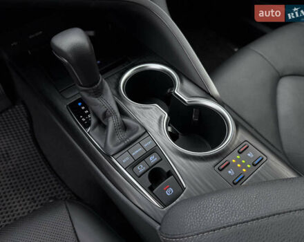 Серый Тойота Камри, объемом двигателя 2.49 л и пробегом 26 тыс. км за 39999 $, фото 38 на Automoto.ua