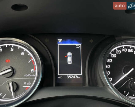 Серый Тойота Камри, объемом двигателя 2.5 л и пробегом 35 тыс. км за 31500 $, фото 16 на Automoto.ua
