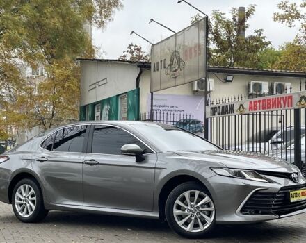 Серый Тойота Камри, объемом двигателя 2.5 л и пробегом 35 тыс. км за 31500 $, фото 3 на Automoto.ua