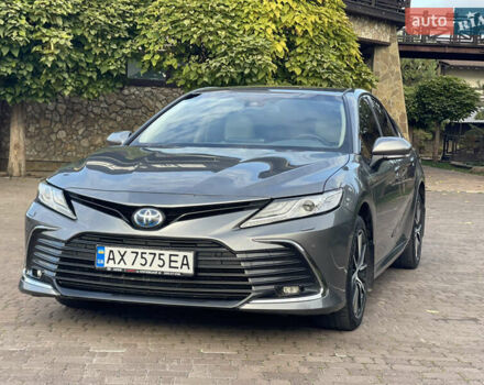 Серый Тойота Камри, объемом двигателя 2.49 л и пробегом 18 тыс. км за 30800 $, фото 6 на Automoto.ua