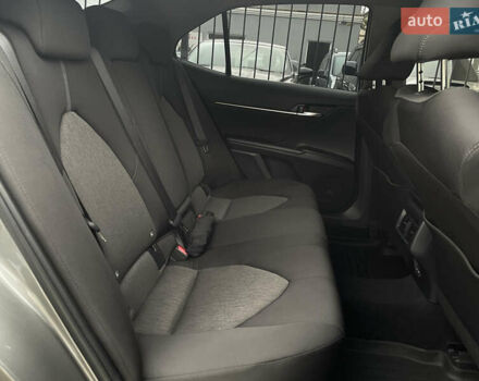 Серый Тойота Камри, объемом двигателя 2.5 л и пробегом 35 тыс. км за 31500 $, фото 11 на Automoto.ua