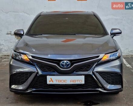 Сірий Тойота Камрі, об'ємом двигуна 2.49 л та пробігом 31 тис. км за 31990 $, фото 2 на Automoto.ua