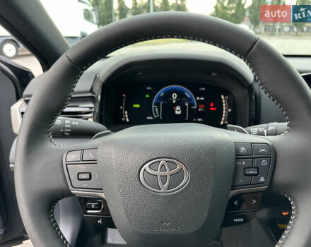 Тойота Камри 2024 в Киеве на Automoto.ua Серый Тойота Камри, объемом двигателя 2.5 л и пробегом 6 тыс. км за 39999 $, фото 5 на Automoto.ua
