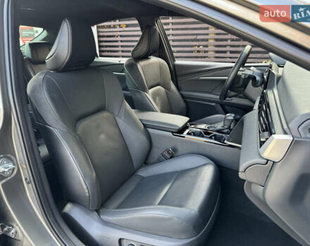 Серый Тойота Камри, объемом двигателя 2.49 л и пробегом 23 тыс. км за 47900 $, фото 13 на Automoto.ua