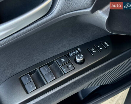 Серый Тойота Камри, объемом двигателя 2.49 л и пробегом 23 тыс. км за 47900 $, фото 24 на Automoto.ua