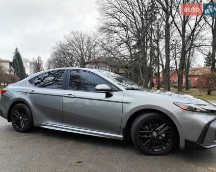 Серый Тойота Камри, объемом двигателя 2.5 л и пробегом 21 тыс. км за 39990 $, фото 25 на Automoto.ua