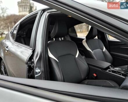 Серый Тойота Камри, объемом двигателя 2.5 л и пробегом 21 тыс. км за 39990 $, фото 26 на Automoto.ua