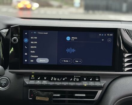 Сірий Тойота Камрі, об'ємом двигуна 2.5 л та пробігом 36 тис. км за 48999 $, фото 14 на Automoto.ua