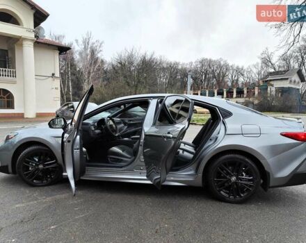 Серый Тойота Камри, объемом двигателя 2.5 л и пробегом 21 тыс. км за 39990 $, фото 7 на Automoto.ua