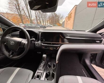 Серый Тойота Камри, объемом двигателя 2.49 л и пробегом 105 тыс. км за 35000 $, фото 15 на Automoto.ua