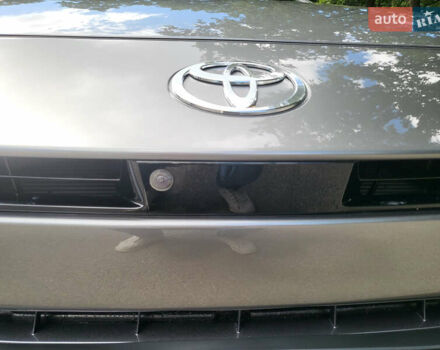 Сірий Тойота Камрі, об'ємом двигуна 2.49 л та пробігом 4 тис. км за 50999 $, фото 31 на Automoto.ua