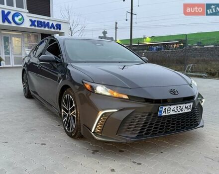 Сірий Тойота Камрі, об'ємом двигуна 2.49 л та пробігом 106 тис. км за 33900 $, фото 3 на Automoto.ua