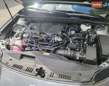 Сірий Тойота Камрі, об'ємом двигуна 2.49 л та пробігом 4 тис. км за 50999 $, фото 27 на Automoto.ua