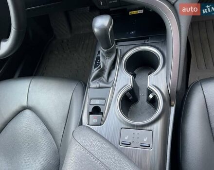 Сірий Тойота Камрі, об'ємом двигуна 2.49 л та пробігом 57 тис. км за 32466 $, фото 28 на Automoto.ua