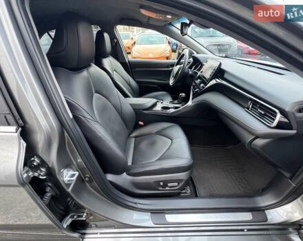 Сірий Тойота Камрі, об'ємом двигуна 2.49 л та пробігом 57 тис. км за 32466 $, фото 25 на Automoto.ua