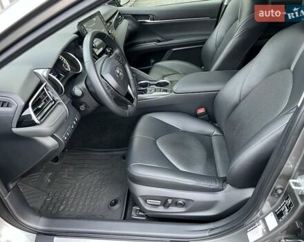 Сірий Тойота Камрі, об'ємом двигуна 2.49 л та пробігом 57 тис. км за 32466 $, фото 11 на Automoto.ua