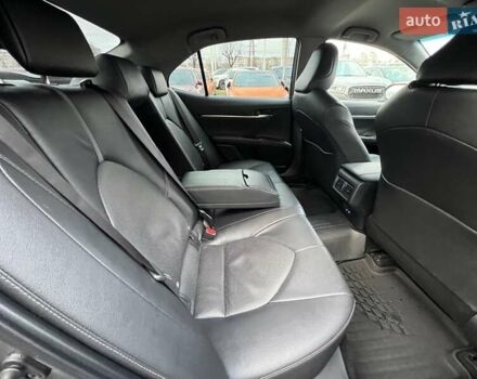 Сірий Тойота Камрі, об'ємом двигуна 2.49 л та пробігом 57 тис. км за 32466 $, фото 24 на Automoto.ua