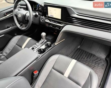 Серый Тойота Камри, объемом двигателя 2.5 л и пробегом 21 тыс. км за 39990 $, фото 34 на Automoto.ua