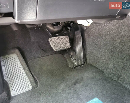 Сірий Тойота Камрі, об'ємом двигуна 2.49 л та пробігом 4 тис. км за 50999 $, фото 10 на Automoto.ua