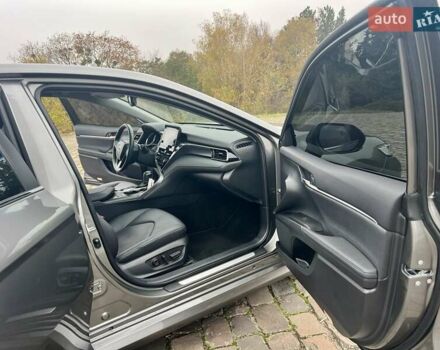 Серый Тойота Камри, объемом двигателя 2.49 л и пробегом 30 тыс. км за 36500 $, фото 12 на Automoto.ua