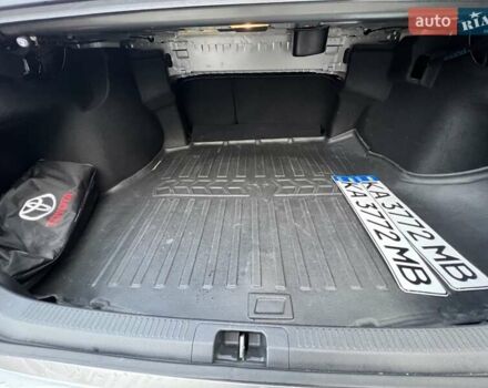 Сірий Тойота Камрі, об'ємом двигуна 2.49 л та пробігом 57 тис. км за 32466 $, фото 22 на Automoto.ua