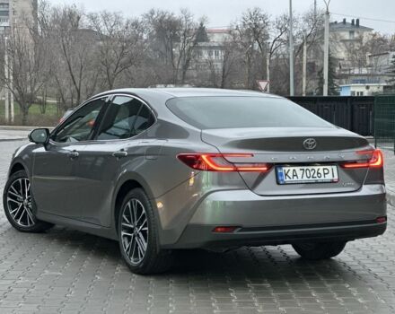 Сірий Тойота Камрі, об'ємом двигуна 2.5 л та пробігом 36 тис. км за 48999 $, фото 4 на Automoto.ua