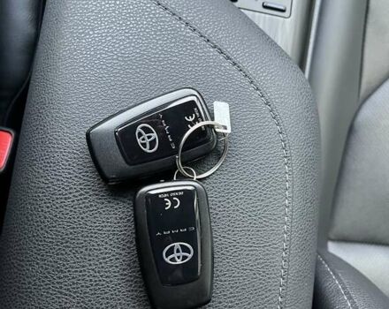 Сірий Тойота Камрі, об'ємом двигуна 2.49 л та пробігом 57 тис. км за 32466 $, фото 41 на Automoto.ua