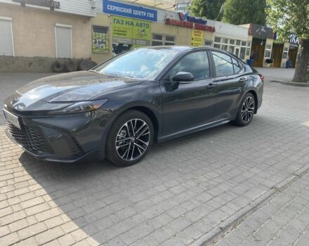 Тойота Камри 2024 в Одессе на Automoto.ua Серый Тойота Камри, объемом двигателя 2.4 л и пробегом 3 тыс. км за 39999 $, фото 4 на Automoto.ua