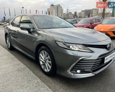 Сірий Тойота Камрі, об'ємом двигуна 2.49 л та пробігом 57 тис. км за 32466 $, фото 8 на Automoto.ua