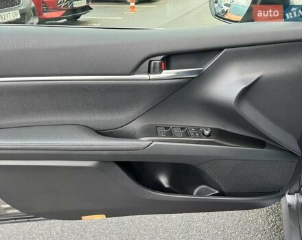 Сірий Тойота Камрі, об'ємом двигуна 2.49 л та пробігом 57 тис. км за 32466 $, фото 17 на Automoto.ua